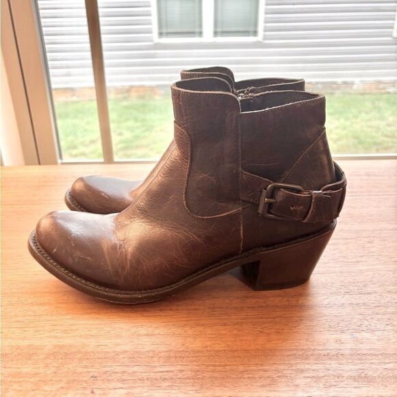 !!!SOLD!!! J.B. Dillon Leather Western Ankle Boots with Buckle - Picture 1 of 7